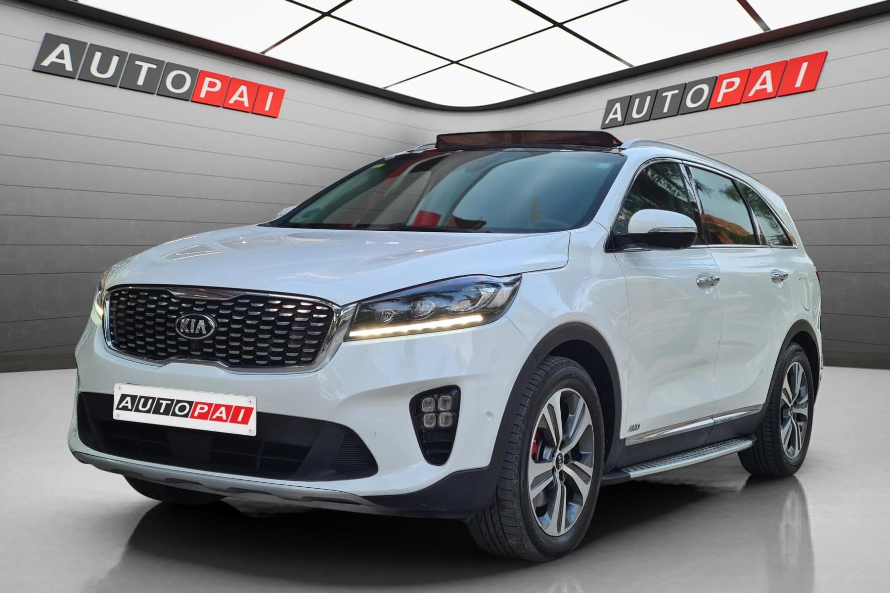 imagen de KIA SORENTO 2.2 CRDI GT LINE AUT 4X4 - REF: 00724