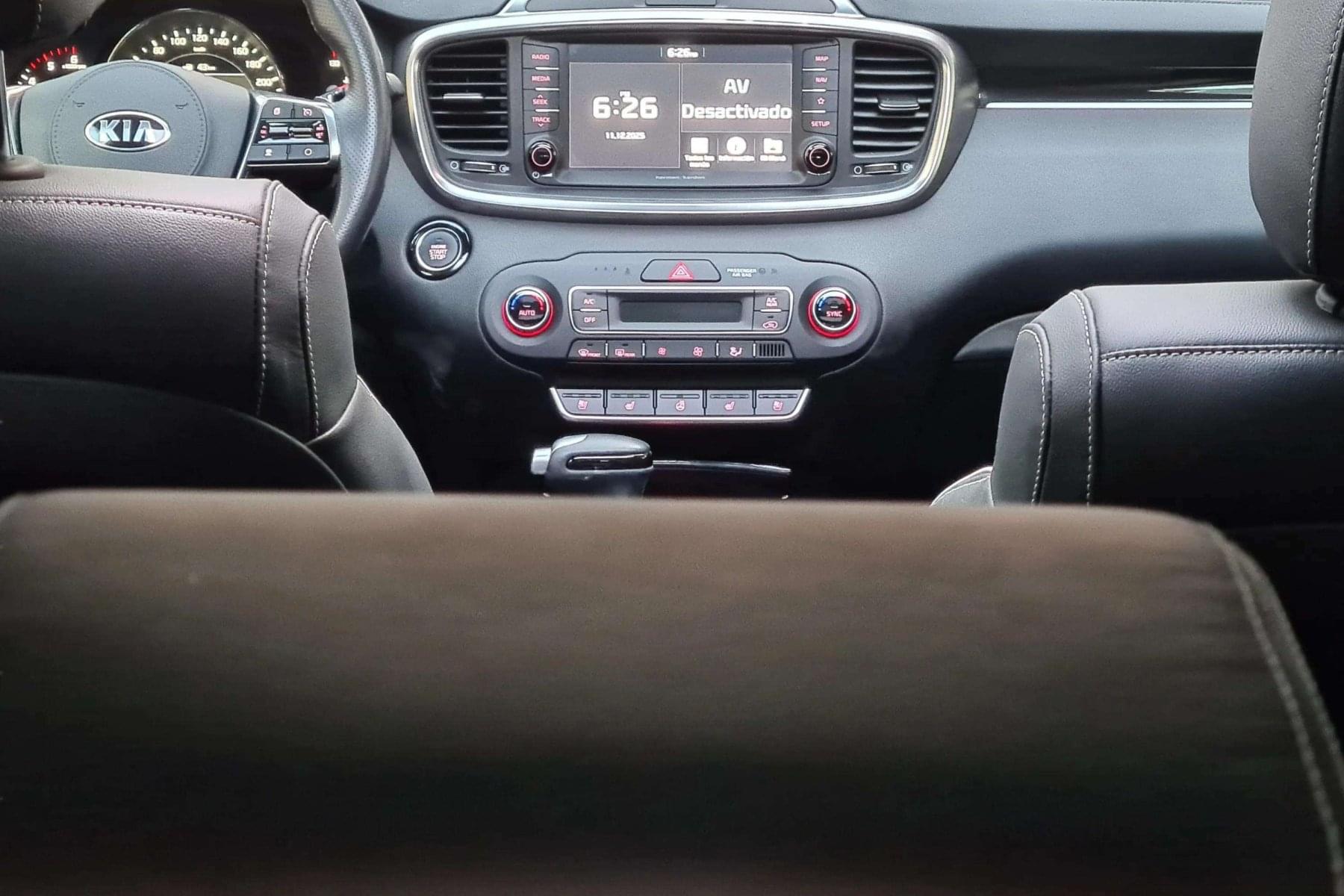 KIA SORENTO 2.2 CRDI GT LINE AUT 4X4 10