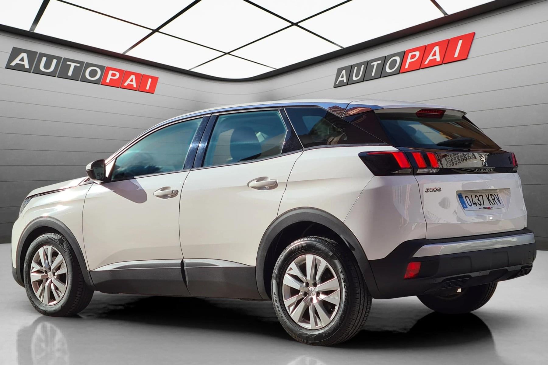 PEUGEOT 3008 ACTIVE 1.2 PURETECH 130CV 5