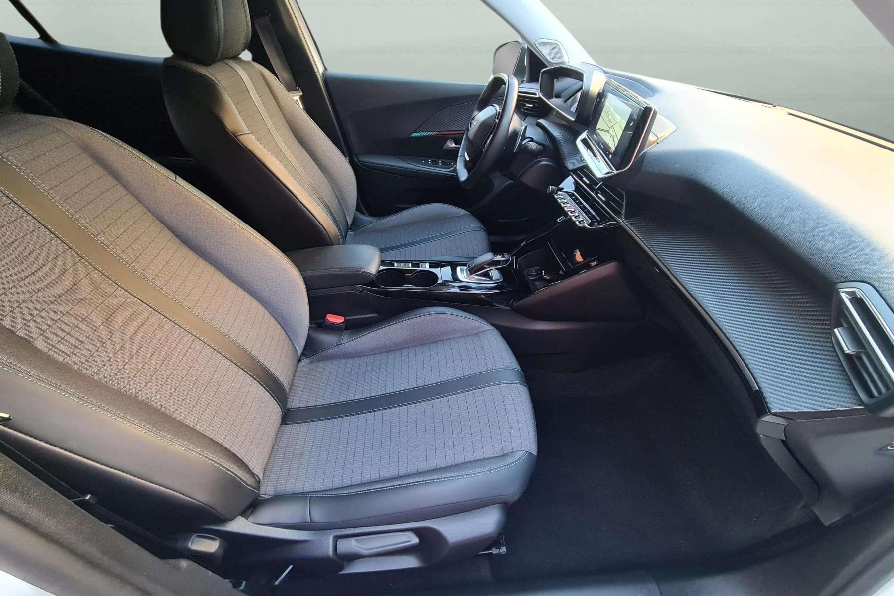 PEUGEOT 2008 1.2i 130cv. EAT8  (AUTOM) ALLURE PACK 22 