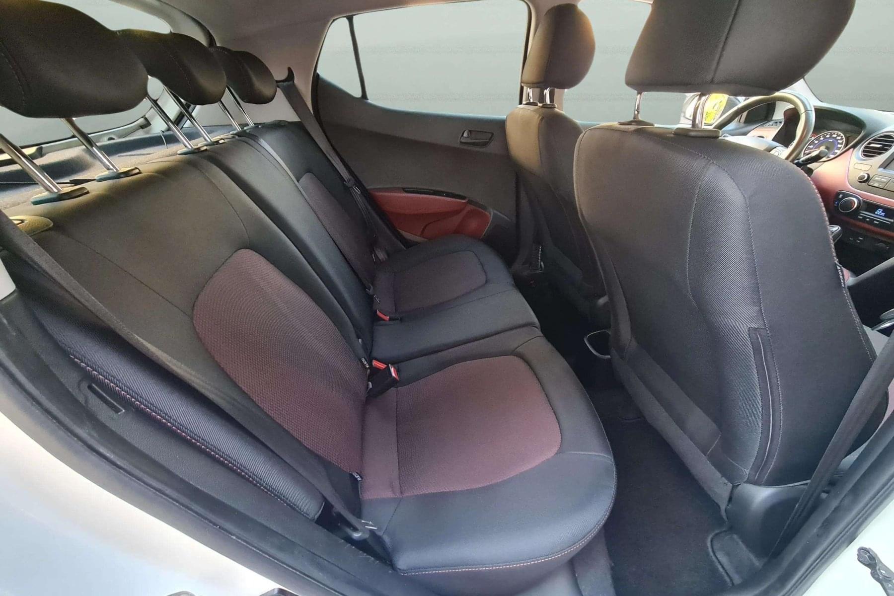 HYUNDAI I10 1.2 STYLE 87CV DCT automático 17 