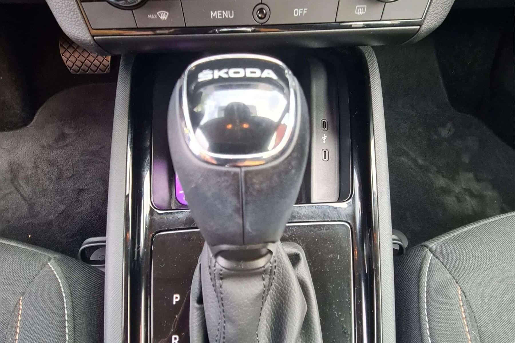 SKODA KAMIQ 1.0 TSI 110cv. DSG Ambition 9 