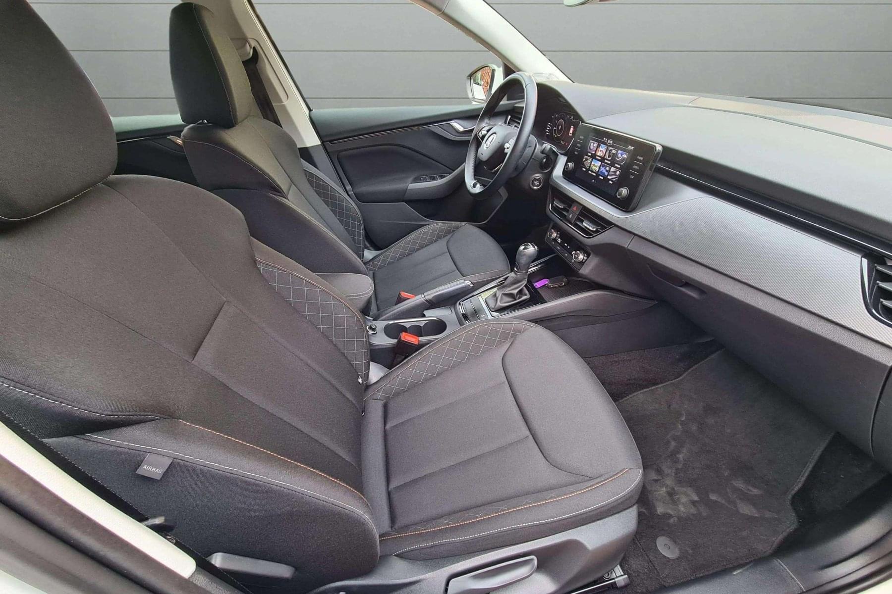 SKODA KAMIQ 1.0 TSI 110cv. DSG Ambition 16 