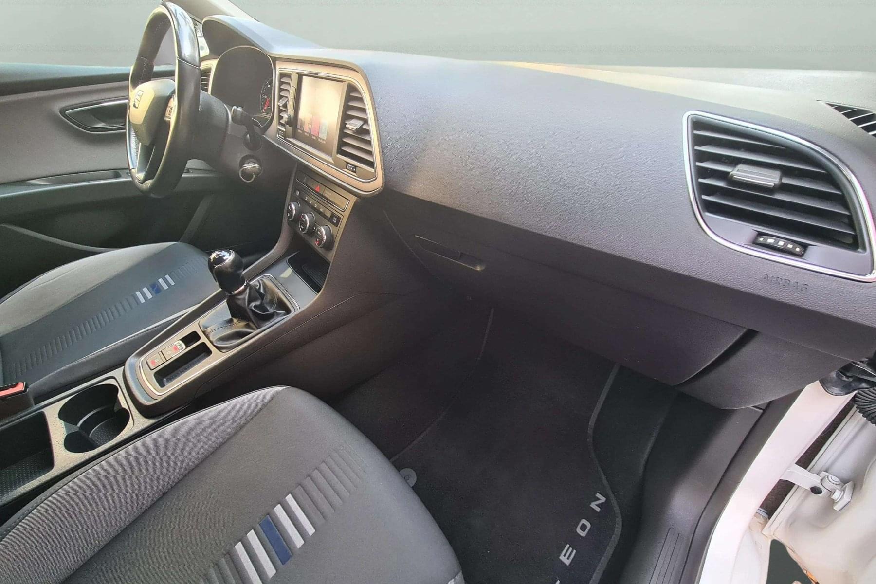 SEAT LEÓN 1.6TDI 115cv. S&S STYLE VISIO 24 