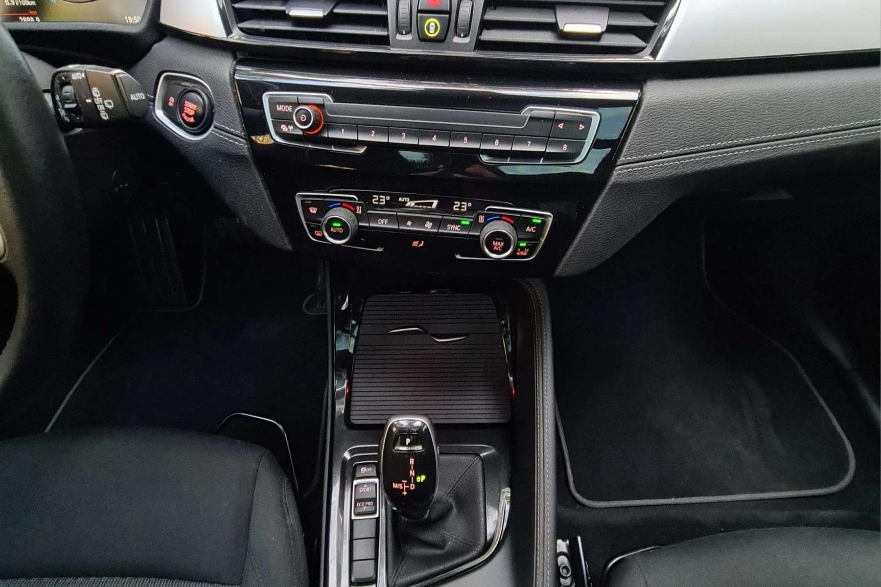 BMW X2 SDRIVE18iA 1.5i 140cv. AUTOM. 17