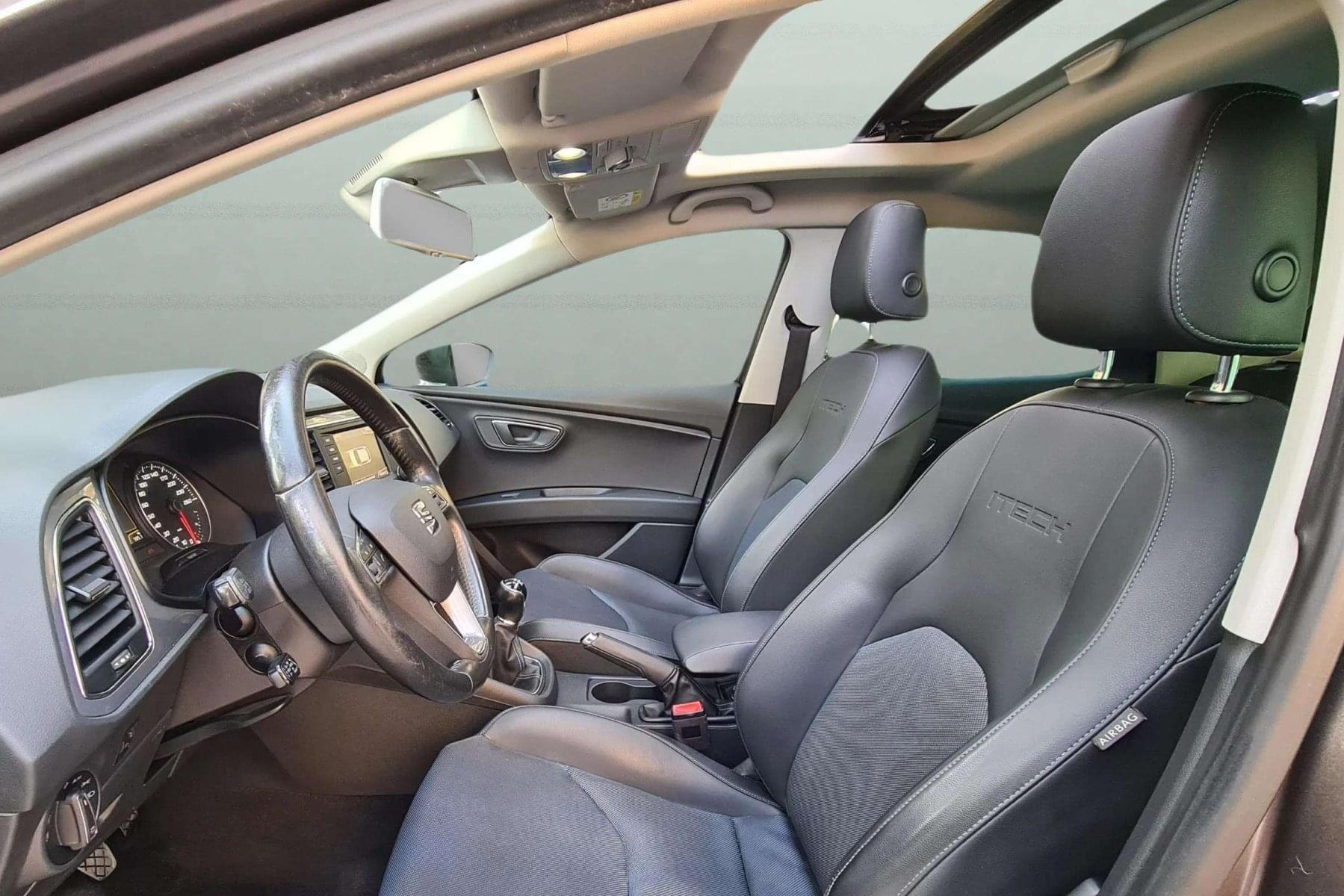 SEAT LEÓN 1.6 TDI 105cv. i-TECH 7