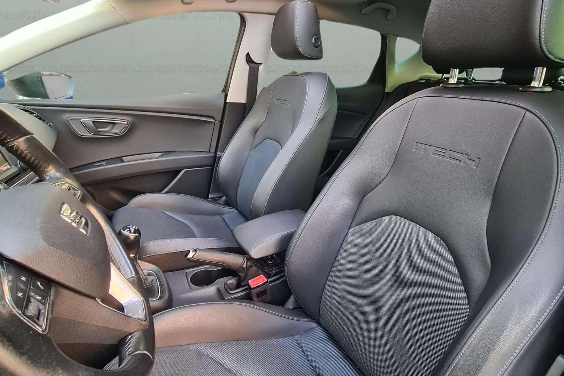 SEAT LEÓN 1.6 TDI 105cv. i-TECH 9