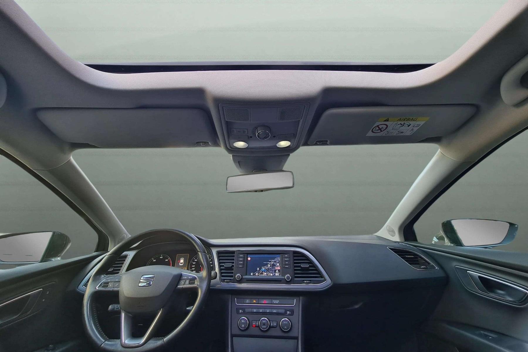 SEAT LEÓN 1.6 TDI 105cv. i-TECH 15