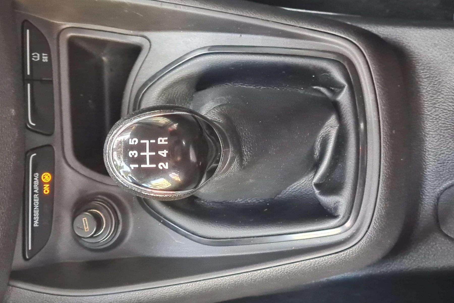 FORD TRANSIT CONNECT COURIER COMBI 1.5 TDCI 75cv. TREND 21