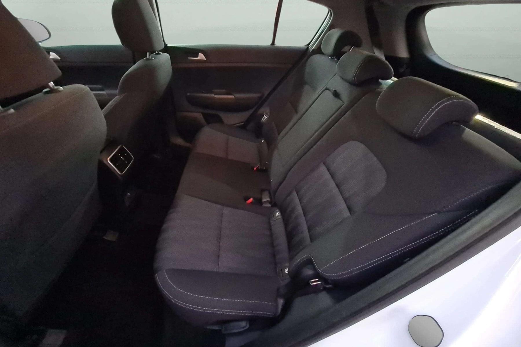 KIA SPORTAGE MHEV 1.6CRDI 48V 136cv. 4x2 12