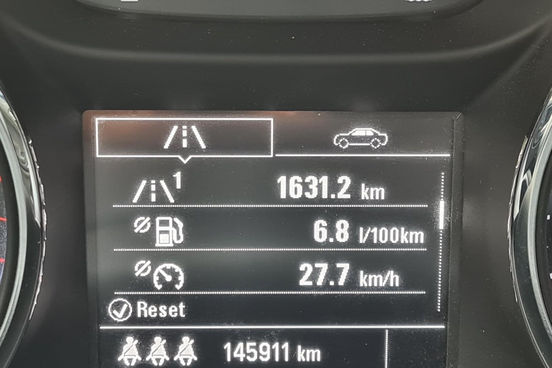 OPEL ASTRA 1.6 CDTI 110cv. BUSINESS 10 