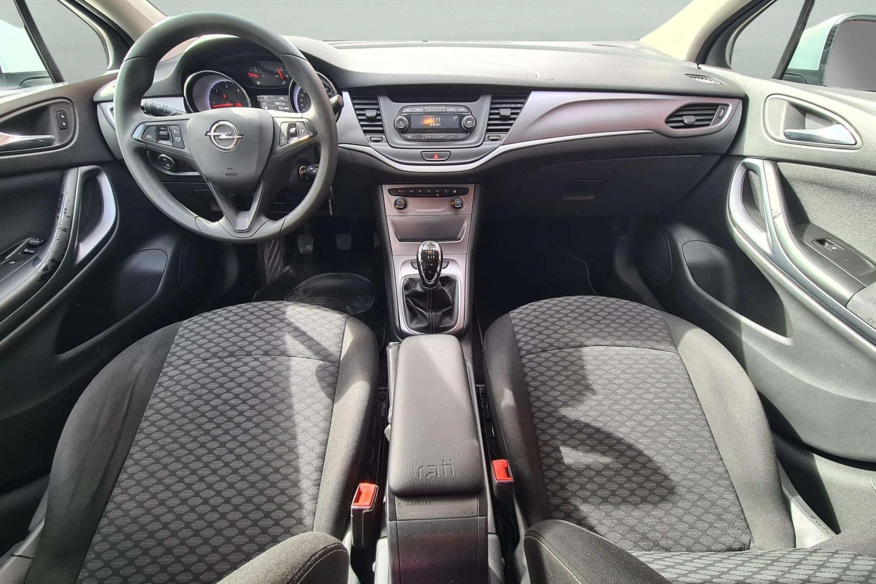 OPEL ASTRA 1.6 CDTI 110cv. BUSINESS 12 