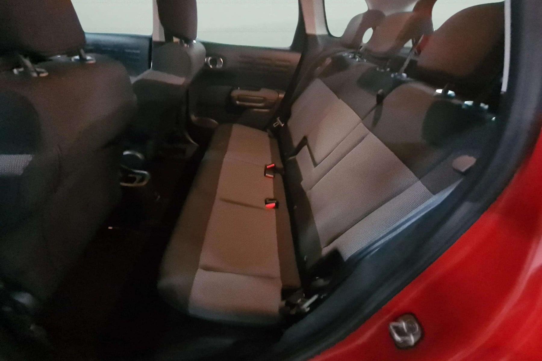 CITROEN C3 AIRCROSS 1.6 BLUEHDI 100cv. FEEL 13 