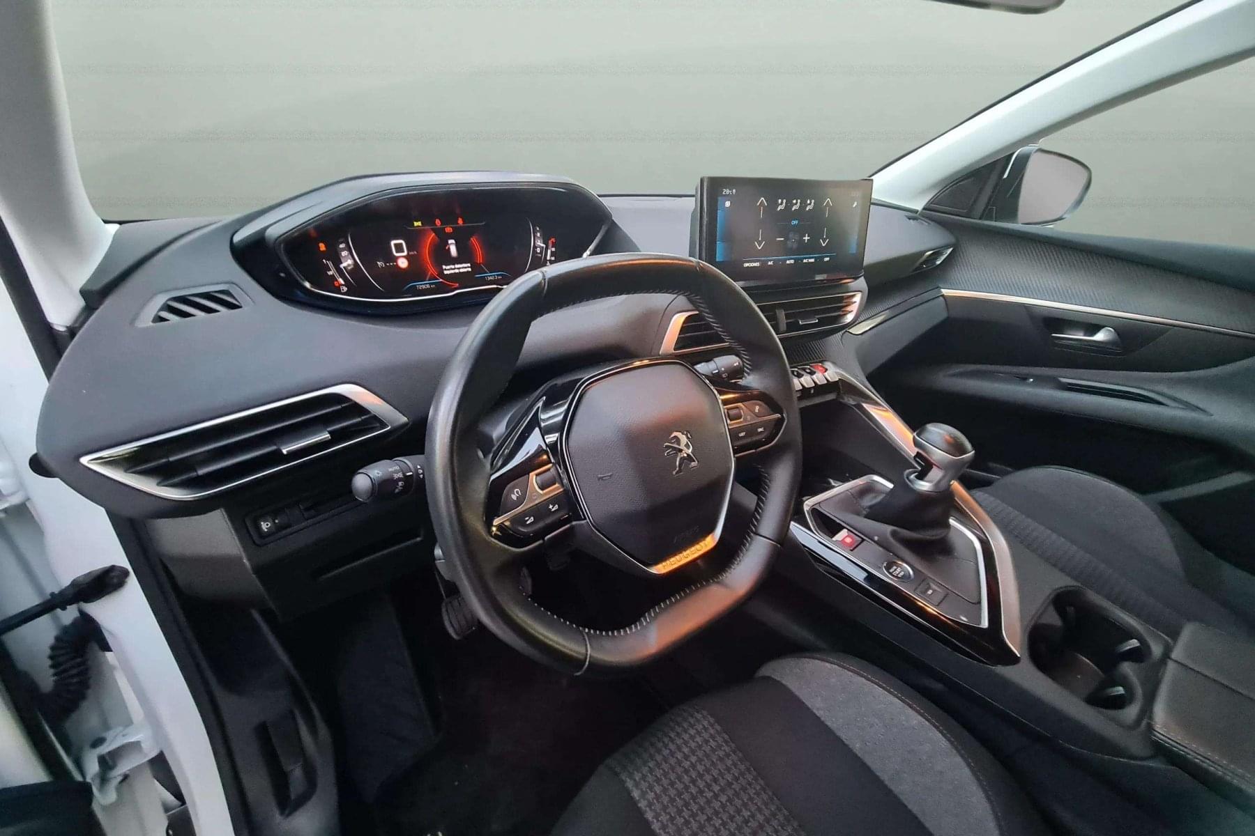 PEUGEOT 3008 1.5 BlueHDI 130cv. ACTIVE PACK 10