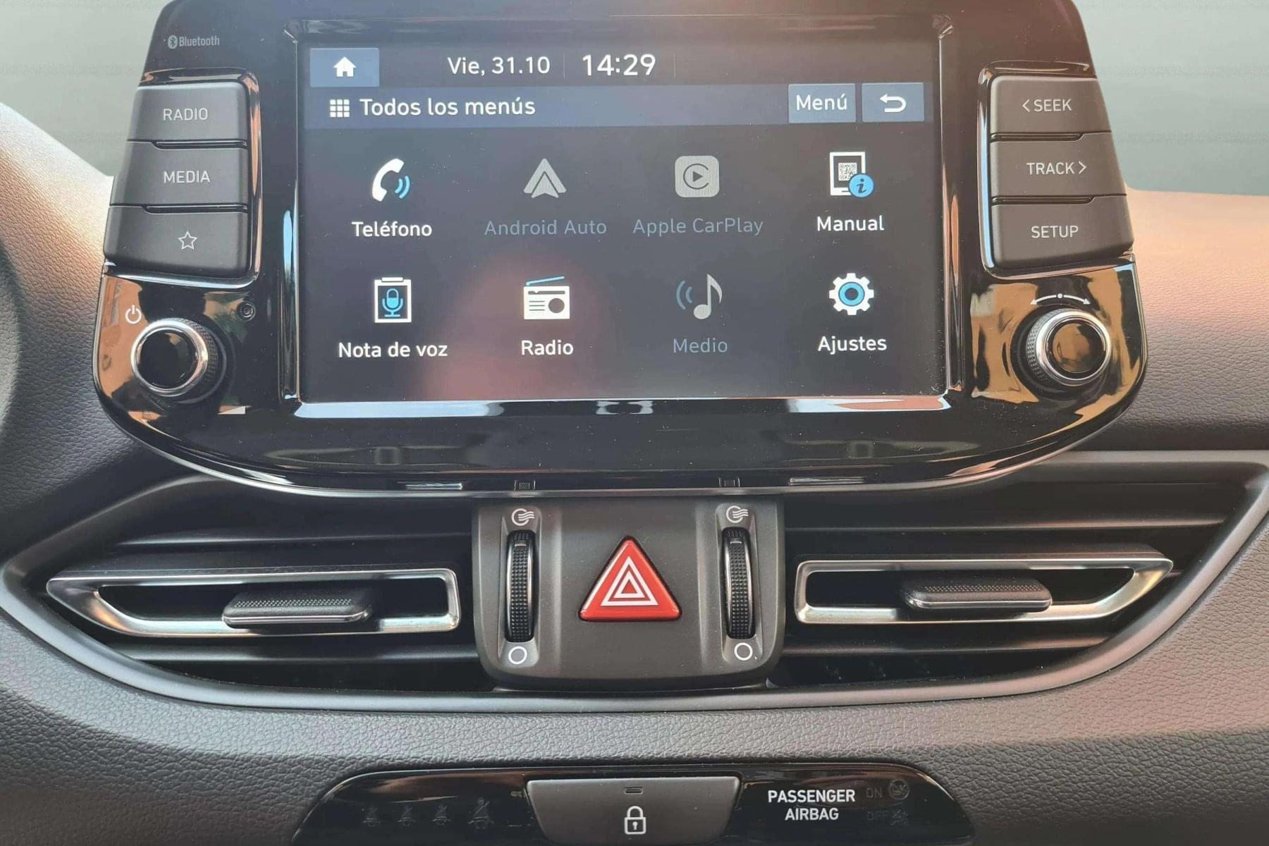 HYUNDAI I30 CW 1.0 TGDI 120cv. 48V HÍBRIDO 14