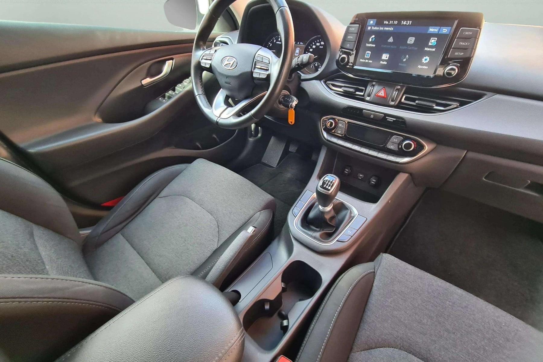 HYUNDAI I30 CW 1.0 TGDI 120cv. 48V HÍBRIDO 25