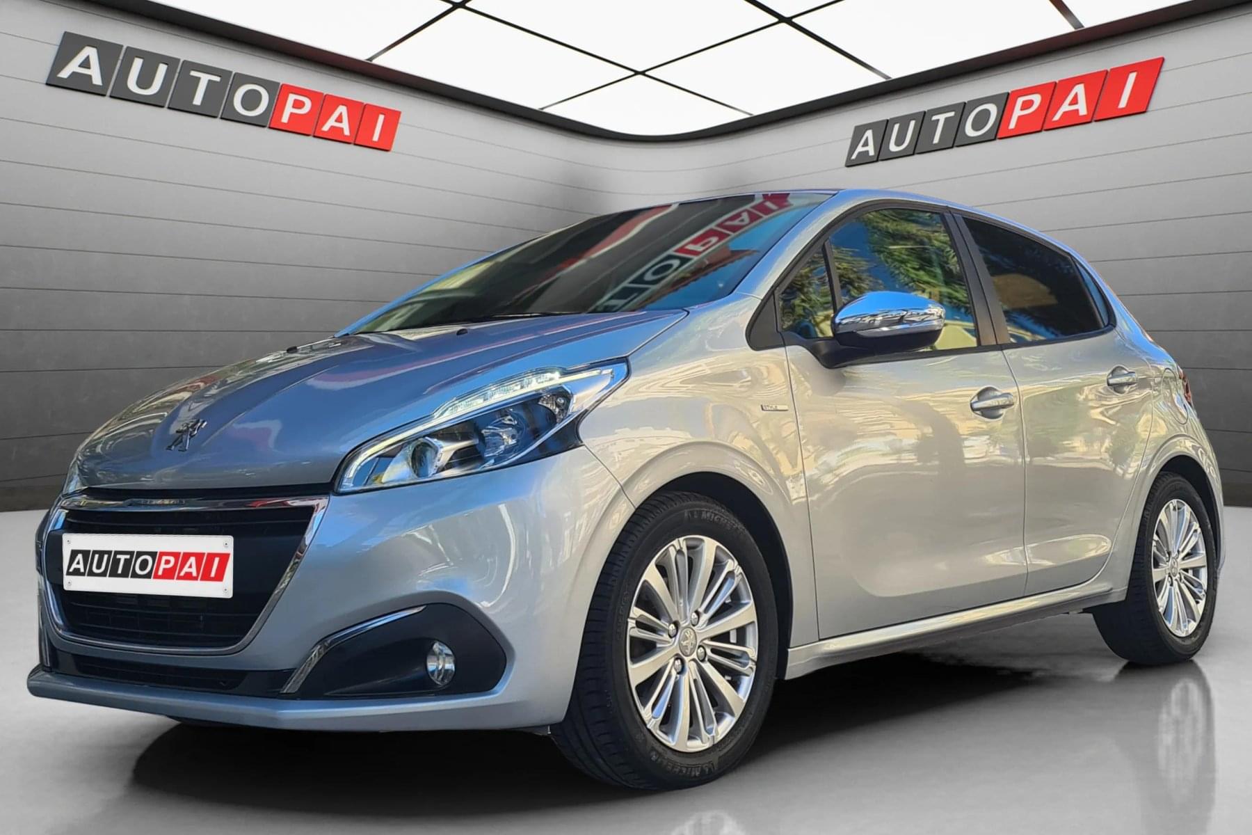 PEUGEOT 208 1.2i 82cv. STYLE 5p. 1 