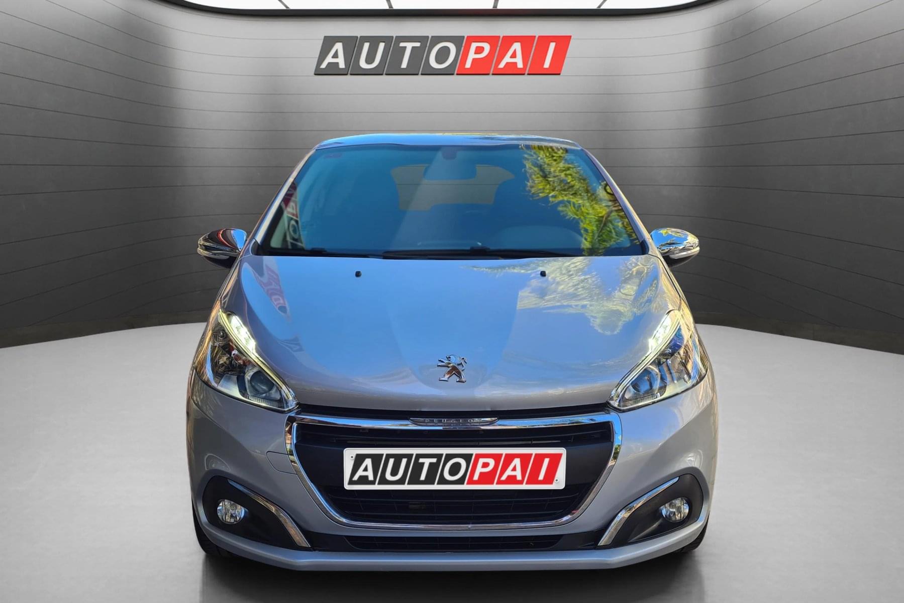 PEUGEOT 208 1.2i 82cv. STYLE 5p. 2 
