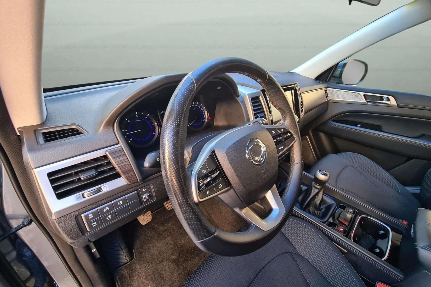 SSANGYONG REXTON D22TR 181cv. 4X2 5 plazas LINE 15