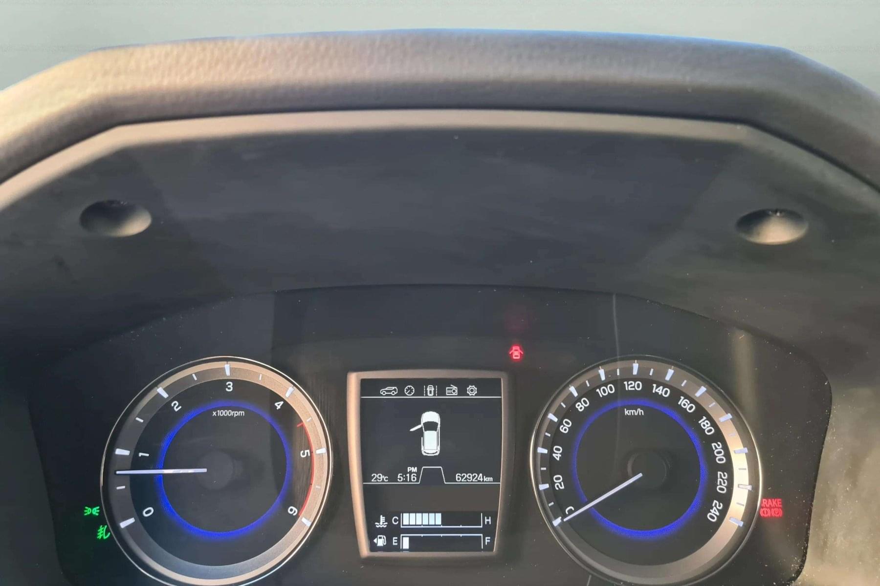 SSANGYONG REXTON D22TR 181cv. 4X2 5 plazas LINE 18