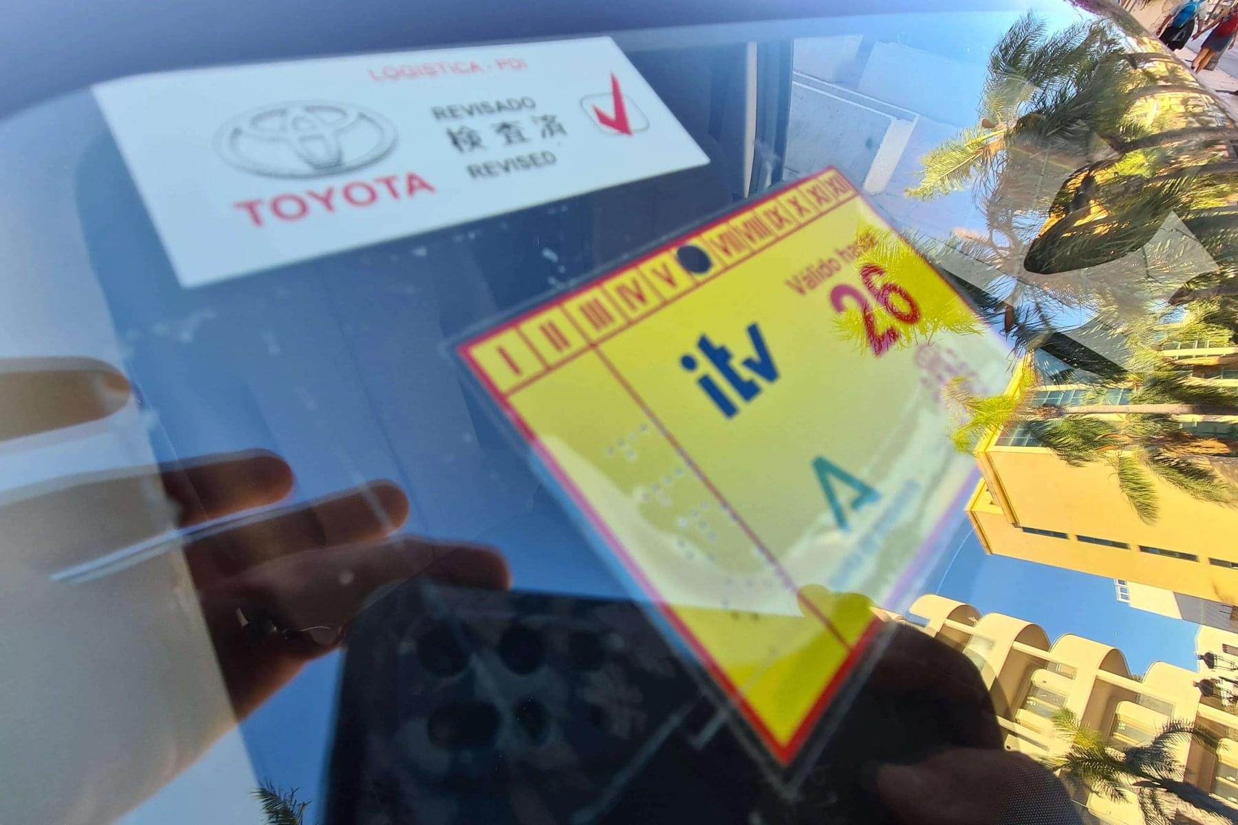 TOYOTA AYGO 1.0 VVTI 68cv. LIVE 5P. 16 