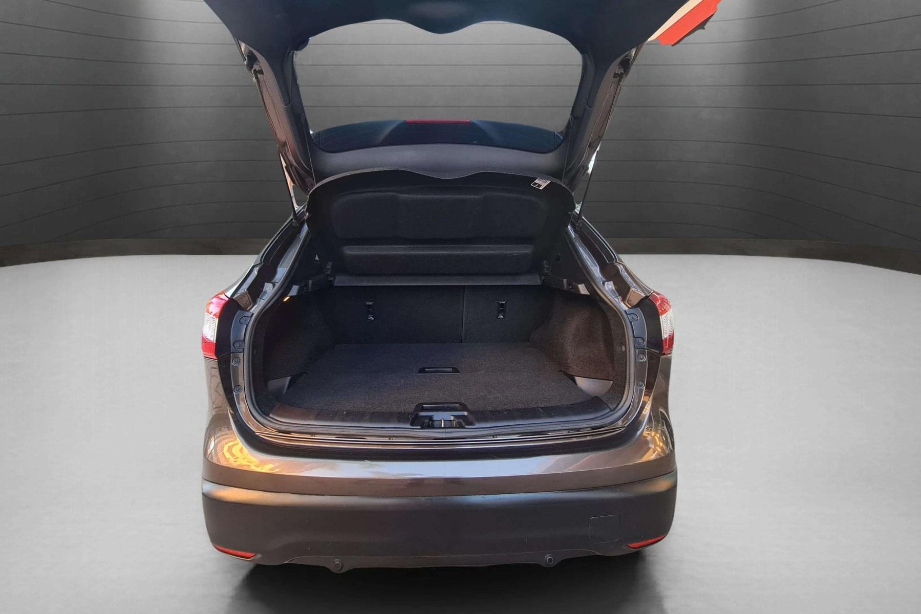 NISSAN QASHQAI 1.2I 115CV 6