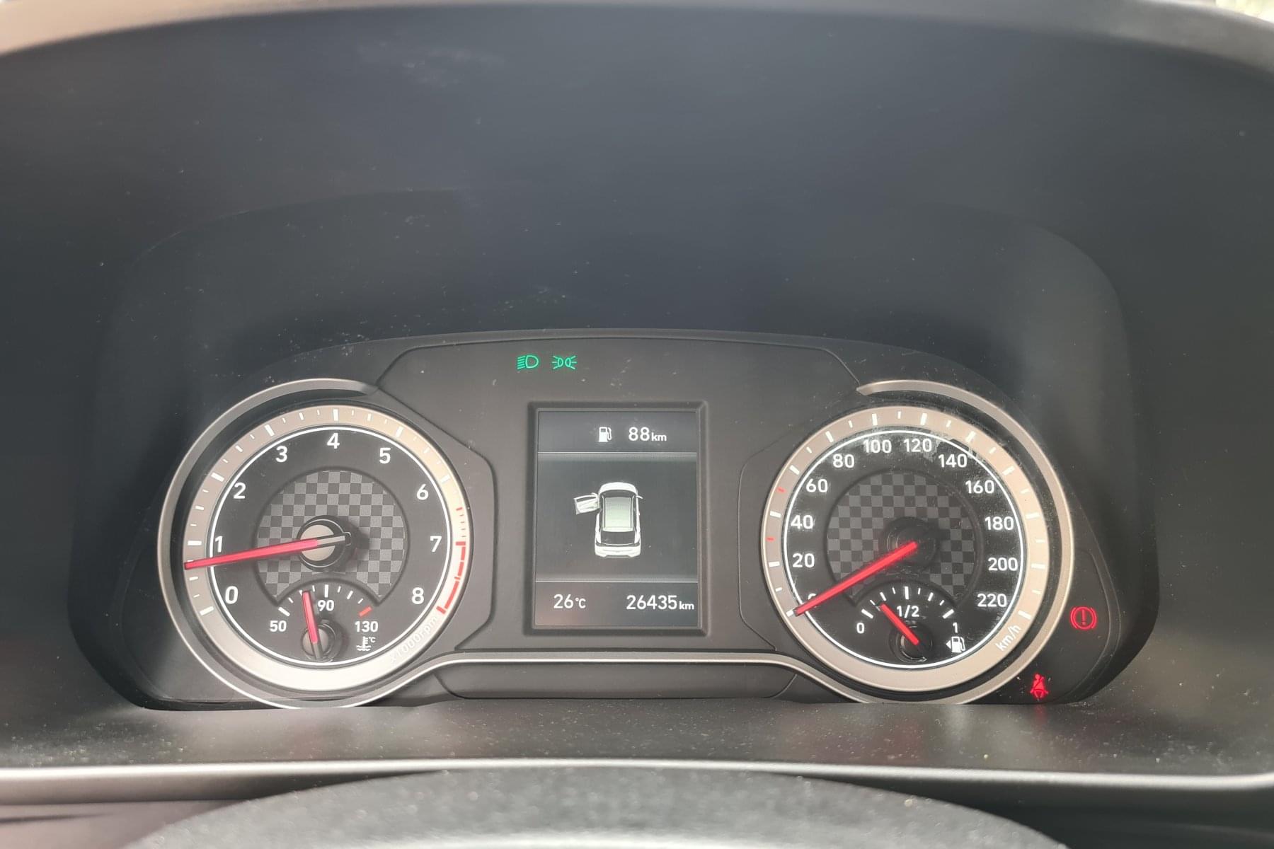 HYUNDAI I20 1.2 MPI 83cv. ESSENCE 11 