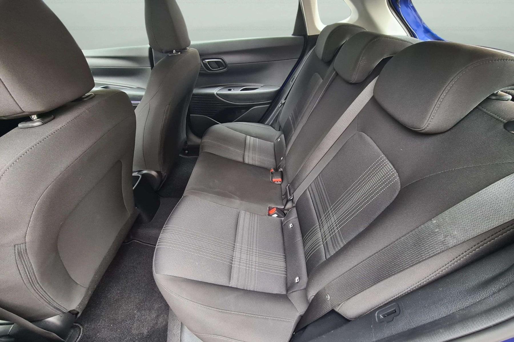 HYUNDAI I20 1.2 MPI 83cv. ESSENCE 18 