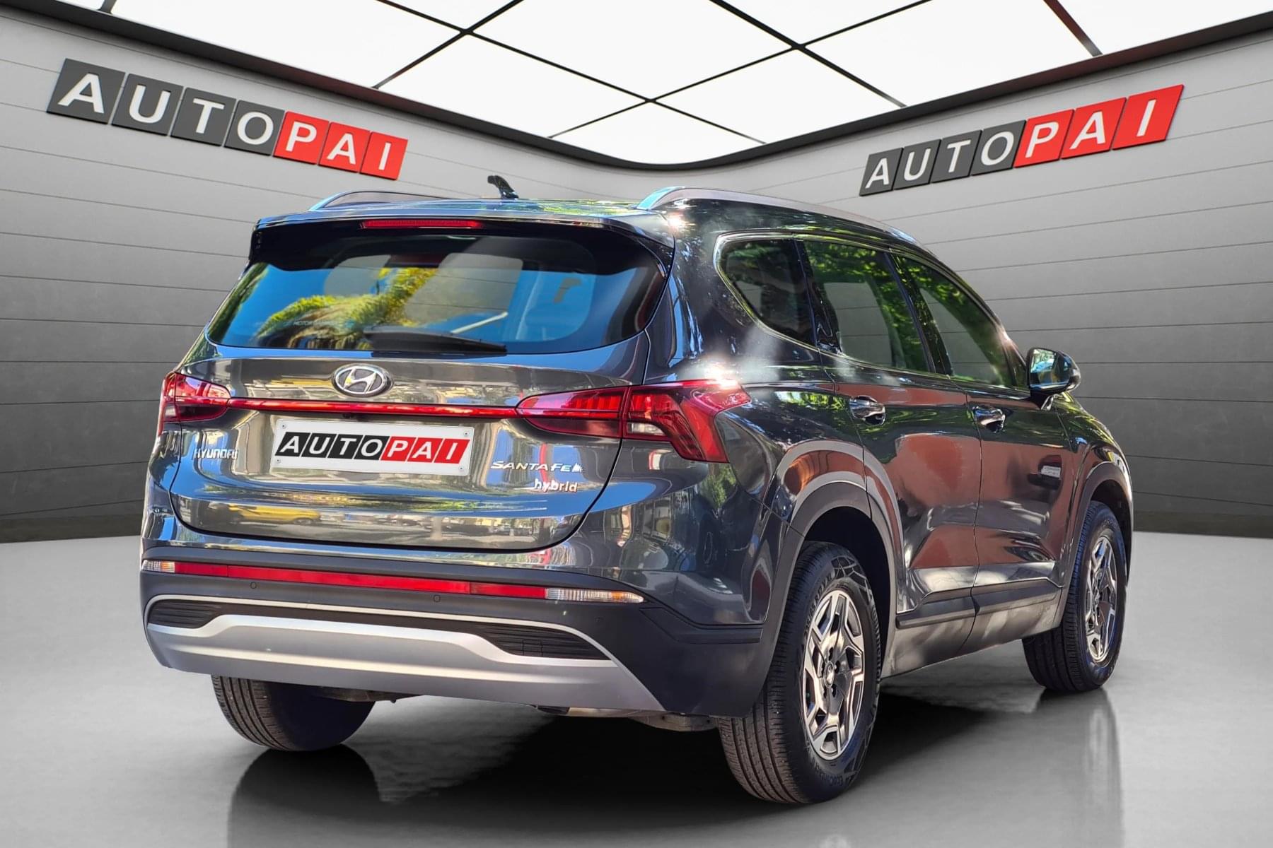 HYUNDAI SANTA FE 1.6 TGDI MHEV 230cv. 5