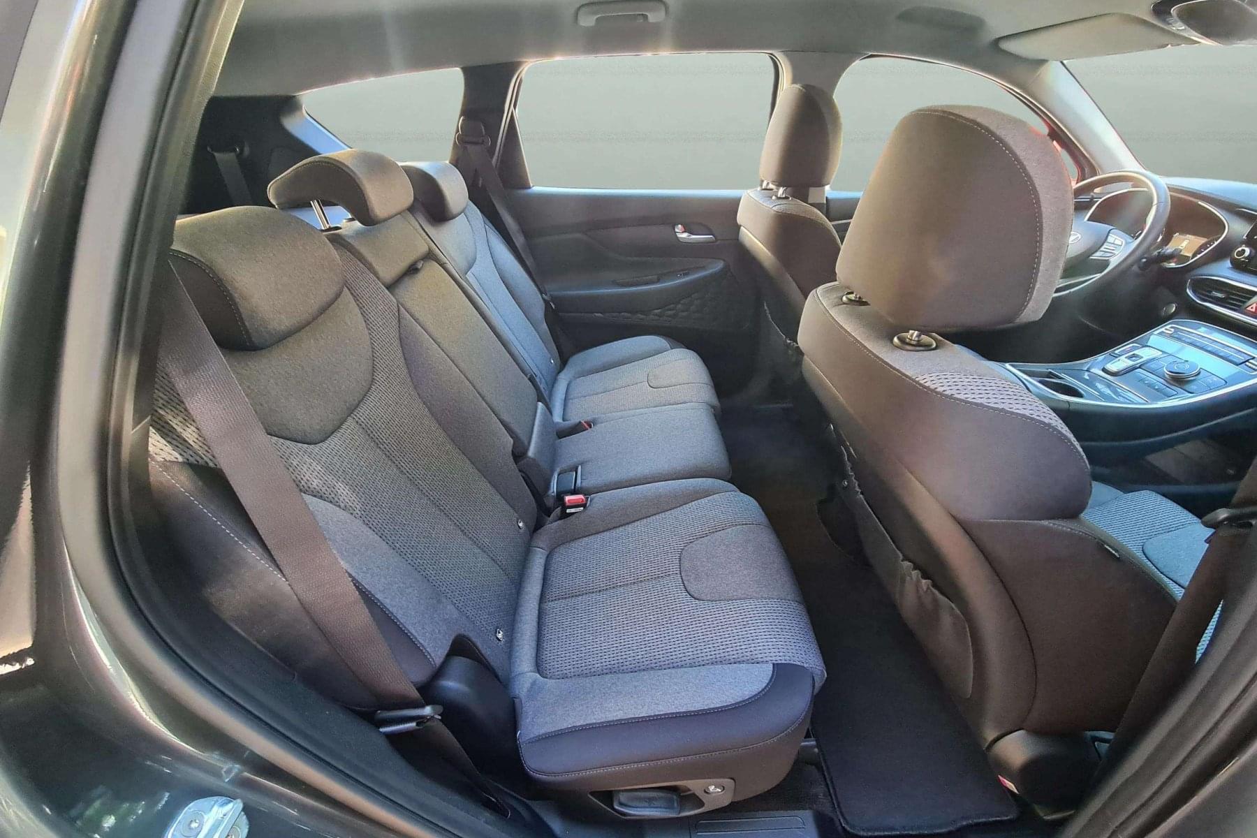 HYUNDAI SANTA FE 1.6 TGDI MHEV 230cv. 21