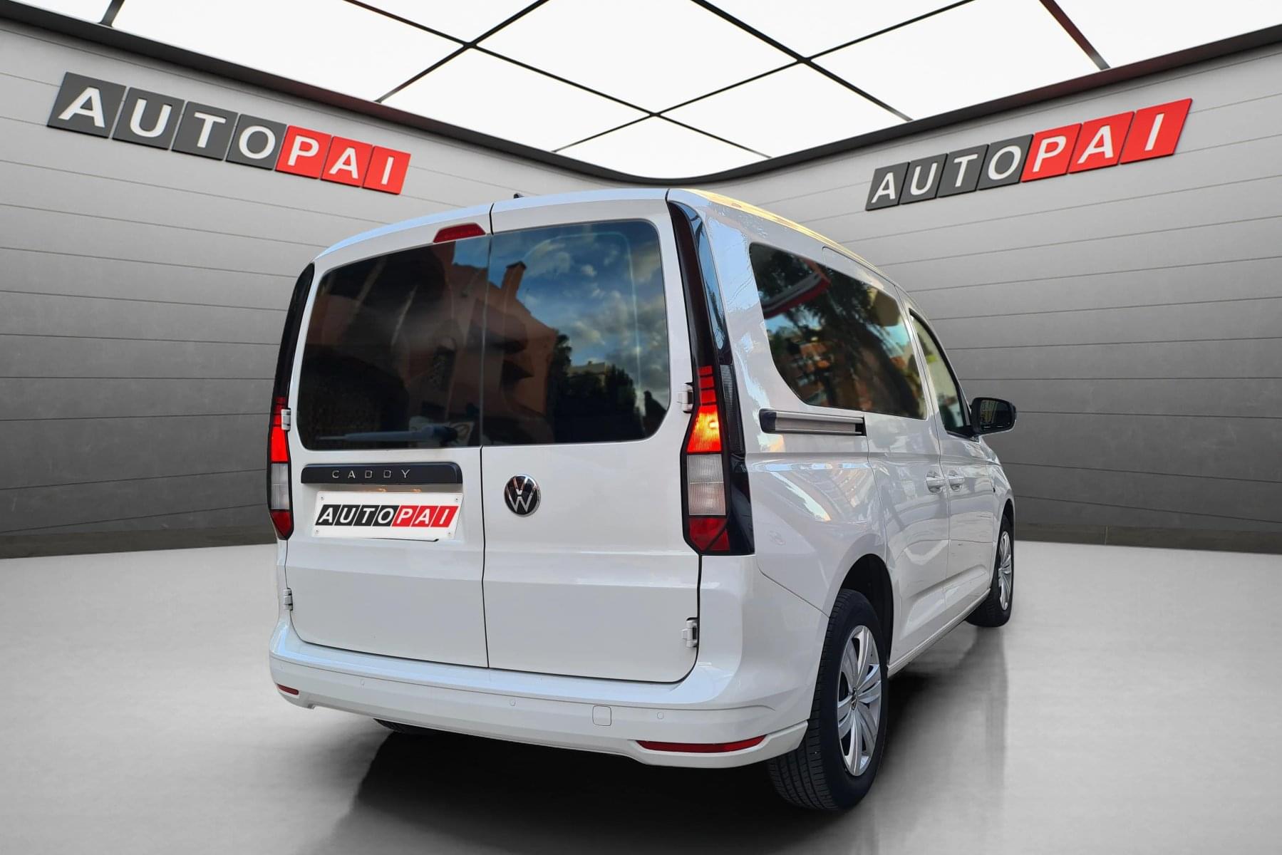 VOLKSWAGEN CADDY COMBI MAXI 2.0 TDI 102cv. 8 