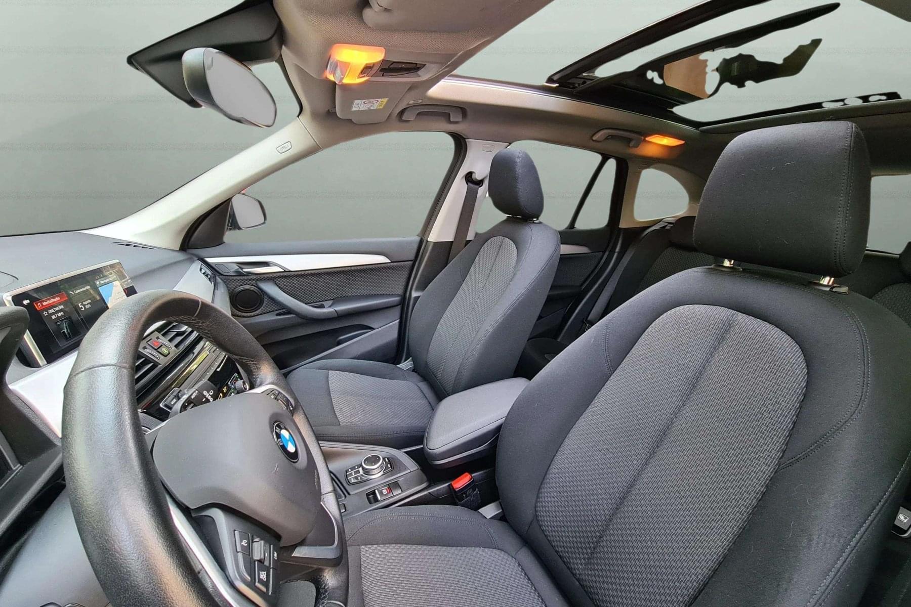 BMW X1 SDRIVE18I 12 