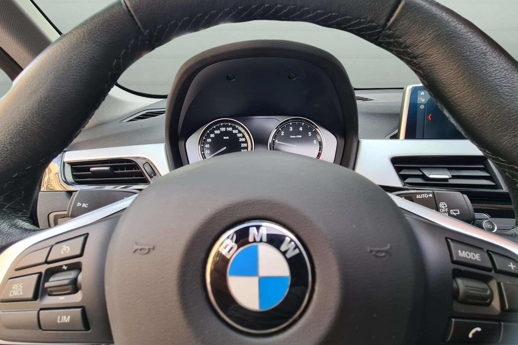 BMW X1 SDRIVE18I 17 