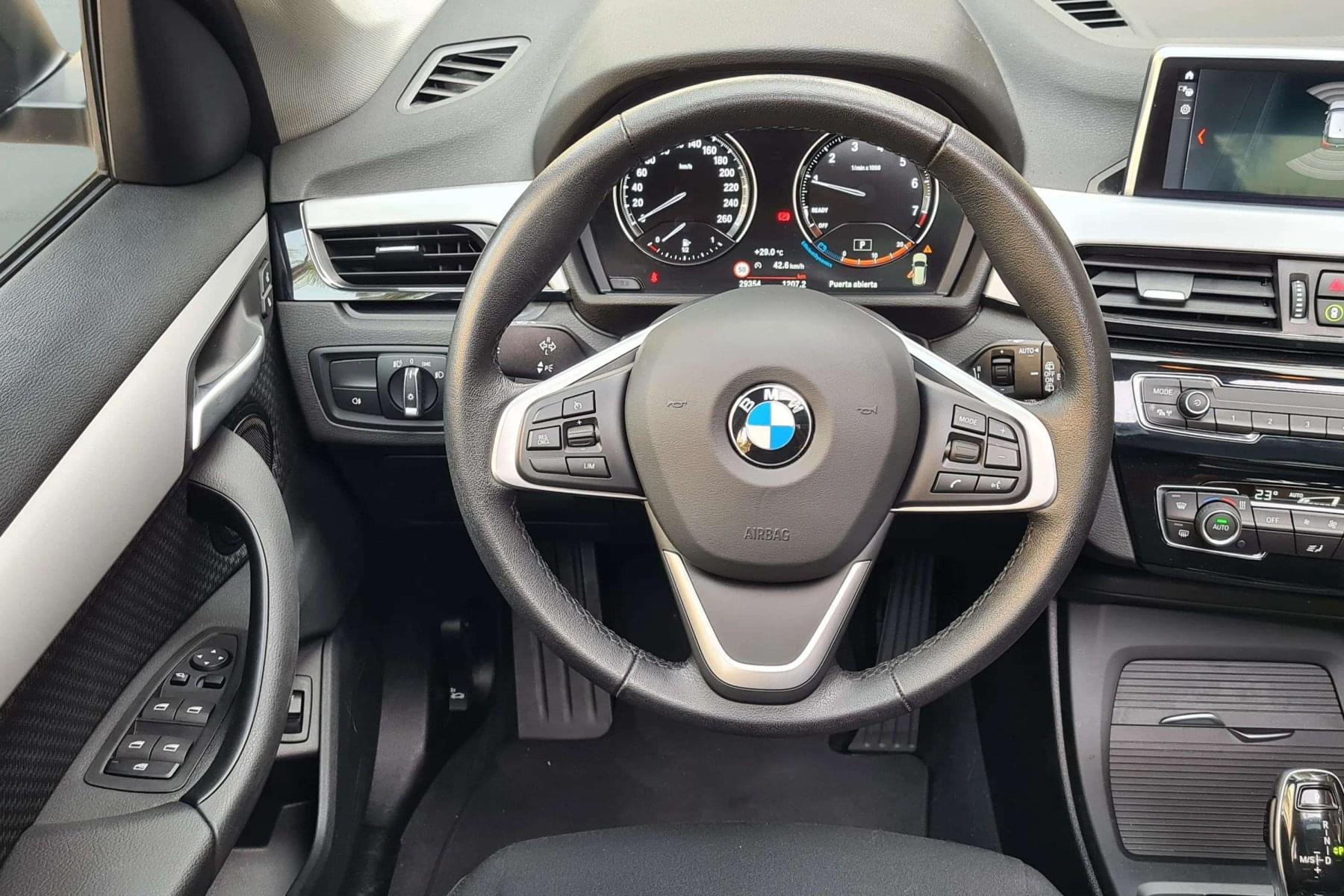 BMW X1 SDRIVE18I 24 