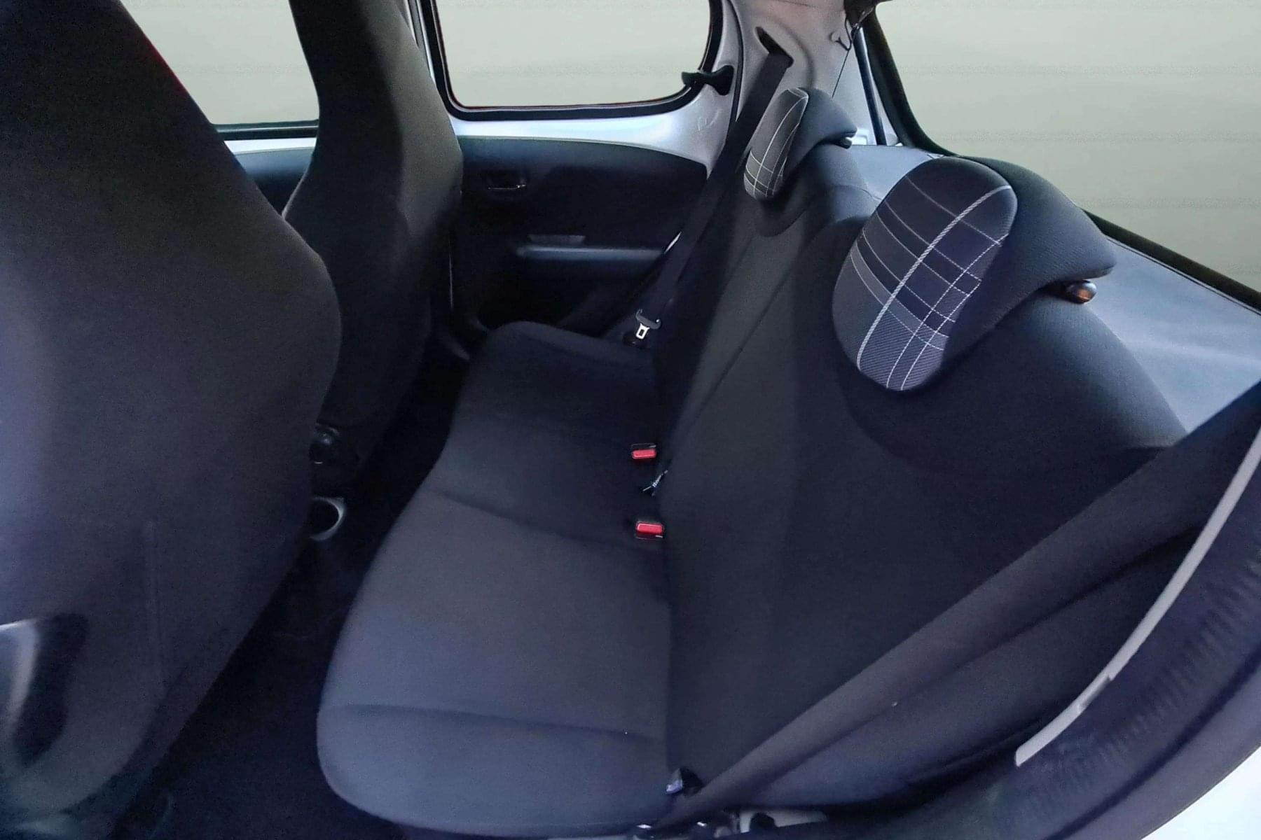 PEUGEOT 108 1.2i 82cv. ALLURE 9 