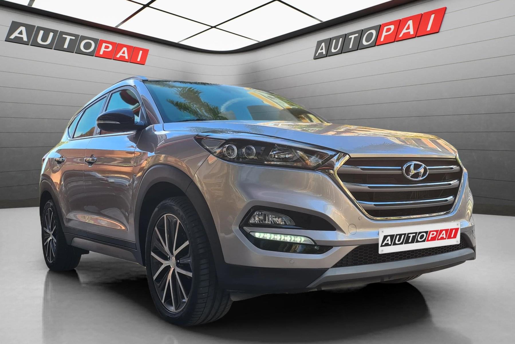imagen de HYUNDAI TUCSON 1.6I 130CV GRIS DORADO - REF: 00804