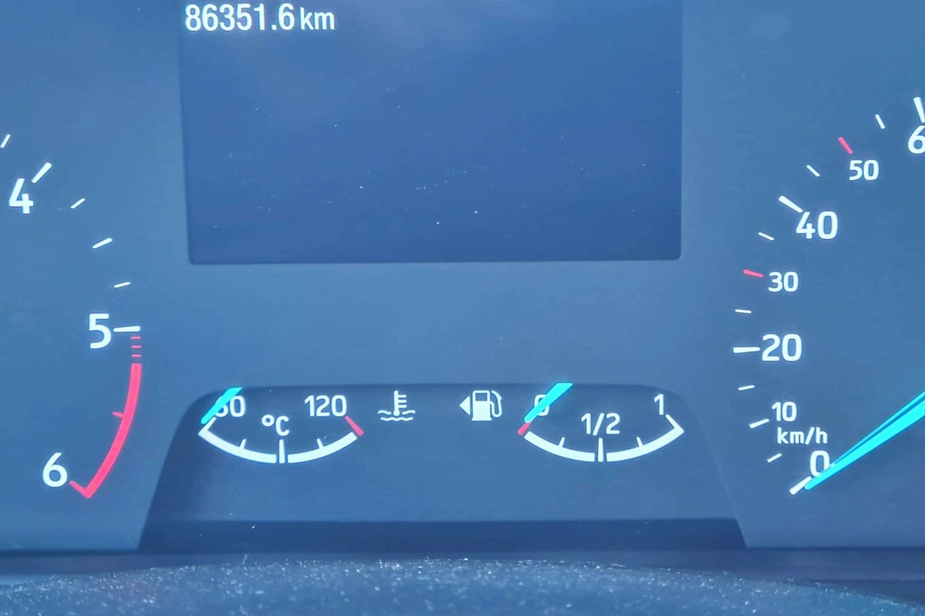 FORD PUMA 1.5 EcoBlue 120cv. TITANIUM 6