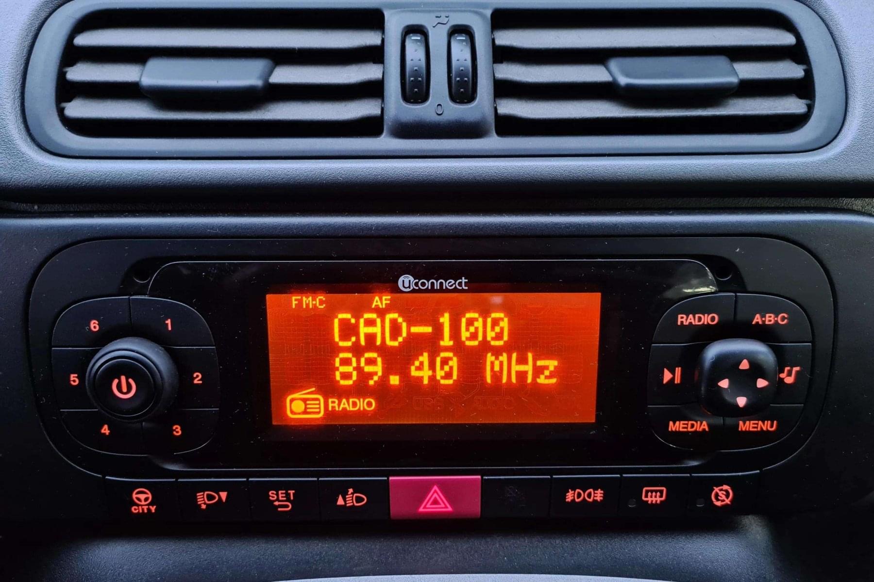 FIAT PANDA 1.0 HYBRID 70cv. CITY LIFE 10