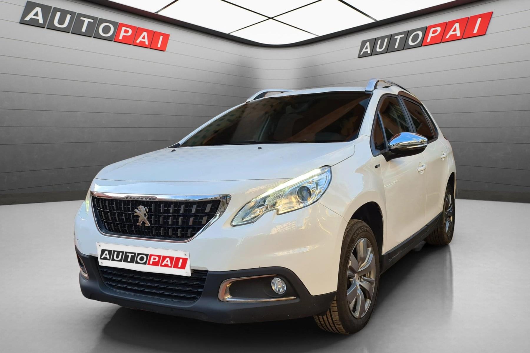 PEUGEOT 2008 1.6 BlueHDI 100cv. STYLE 1 
