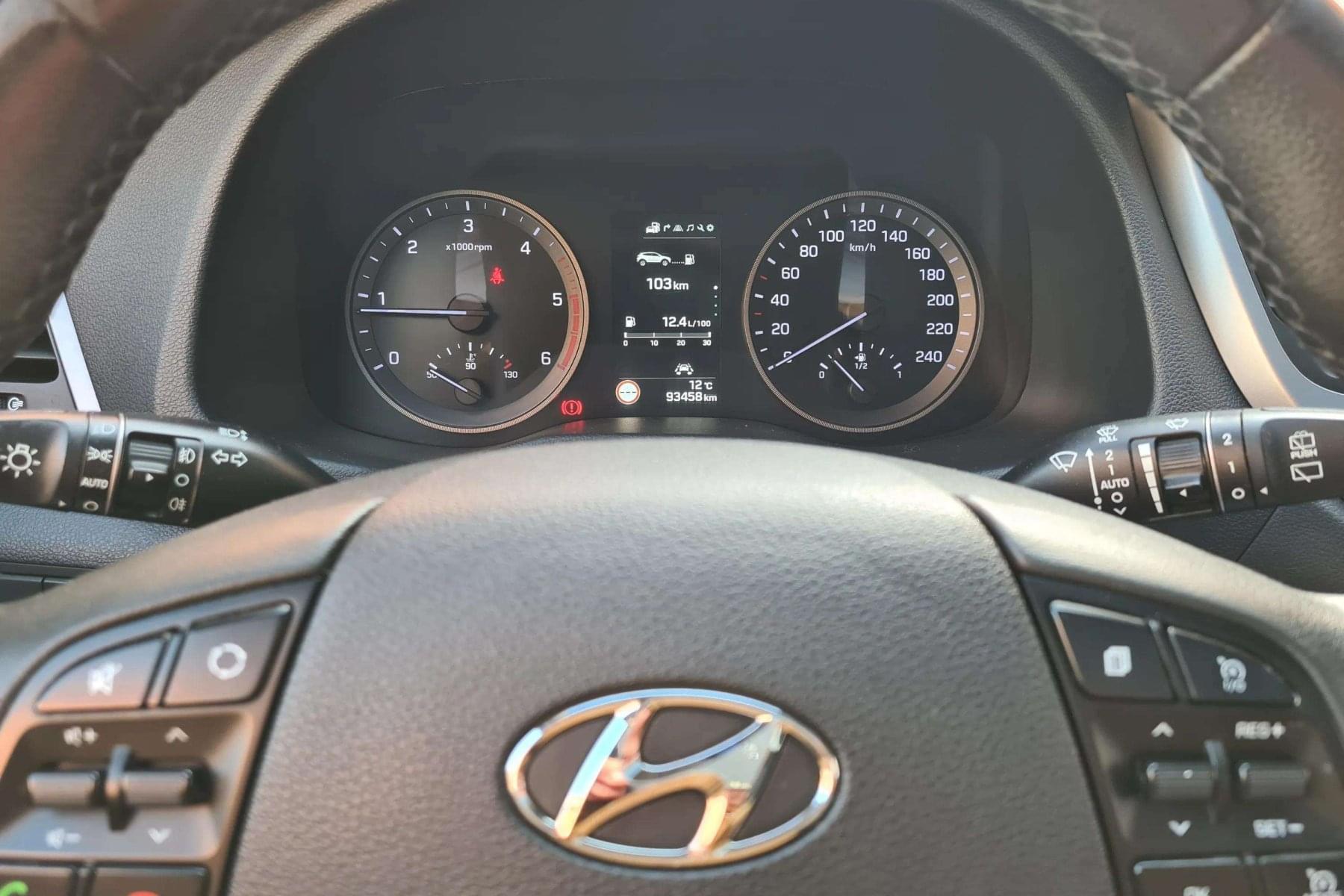 HYUNDAI TUCSON 1.7CRDI 115cv. KLASS NAVI 12 