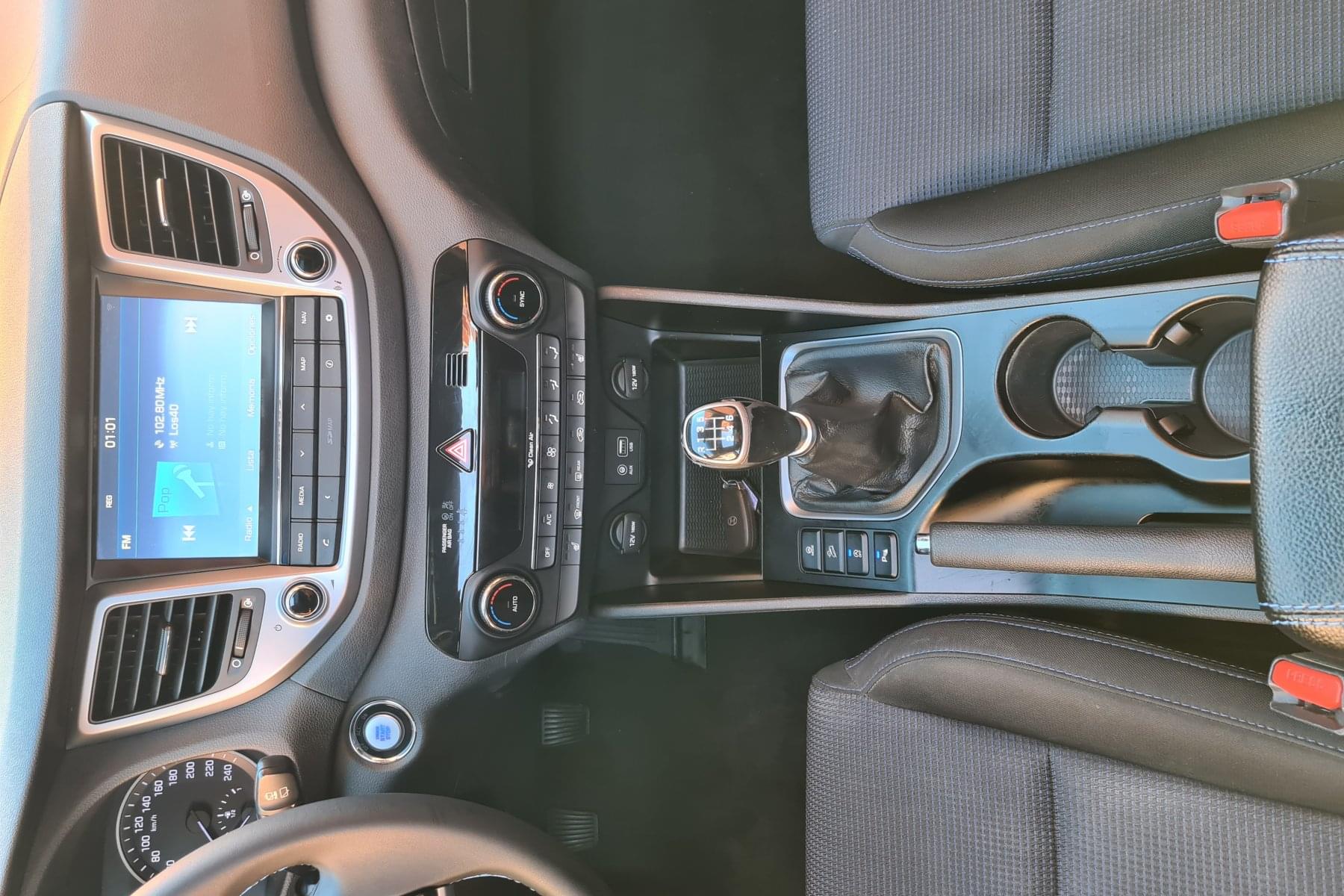 HYUNDAI TUCSON 1.7CRDI 115cv. KLASS NAVI & techo 20