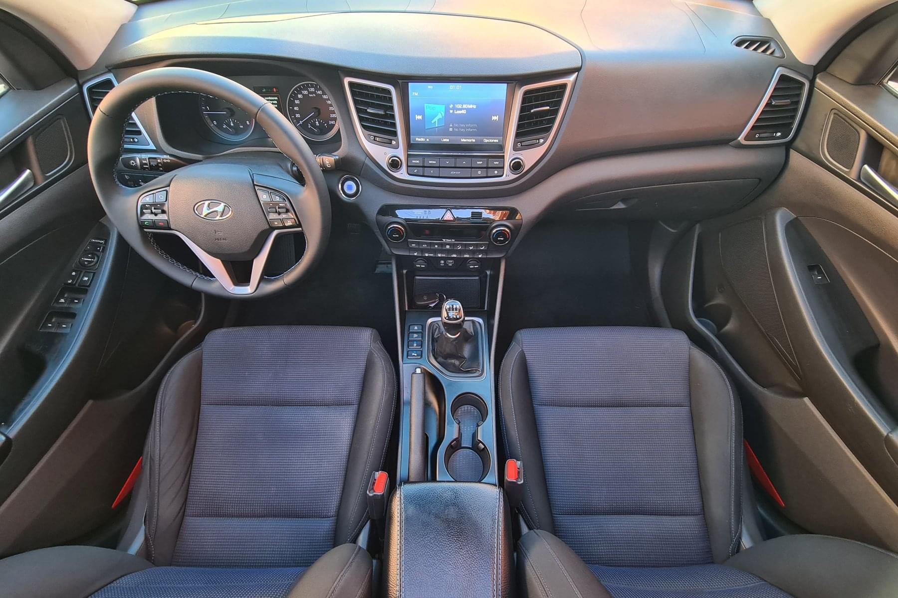 HYUNDAI TUCSON 1.7CRDI 115cv. KLASS NAVI & techo 21