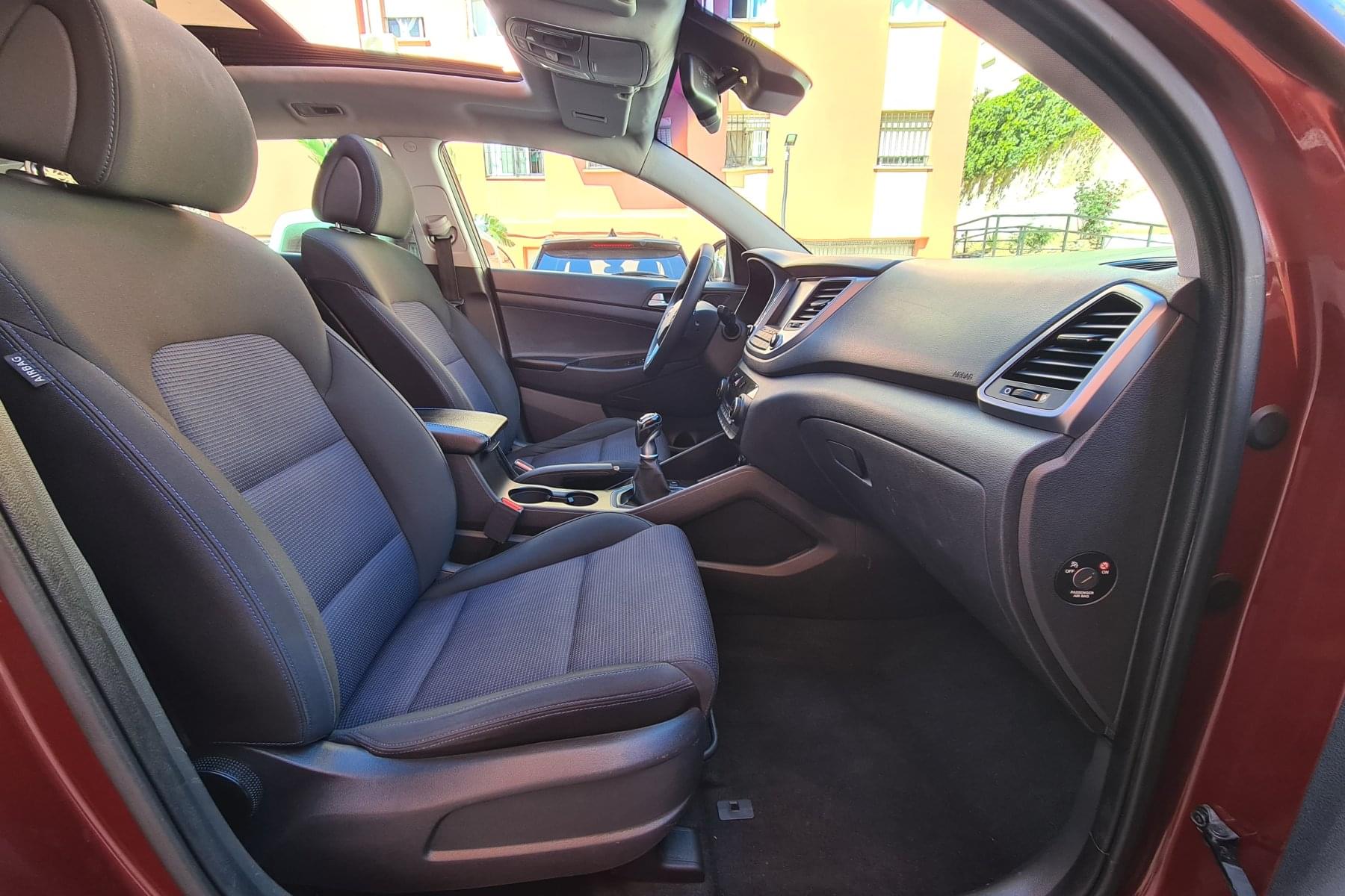 HYUNDAI TUCSON 1.7CRDI 115cv. KLASS NAVI & techo 30