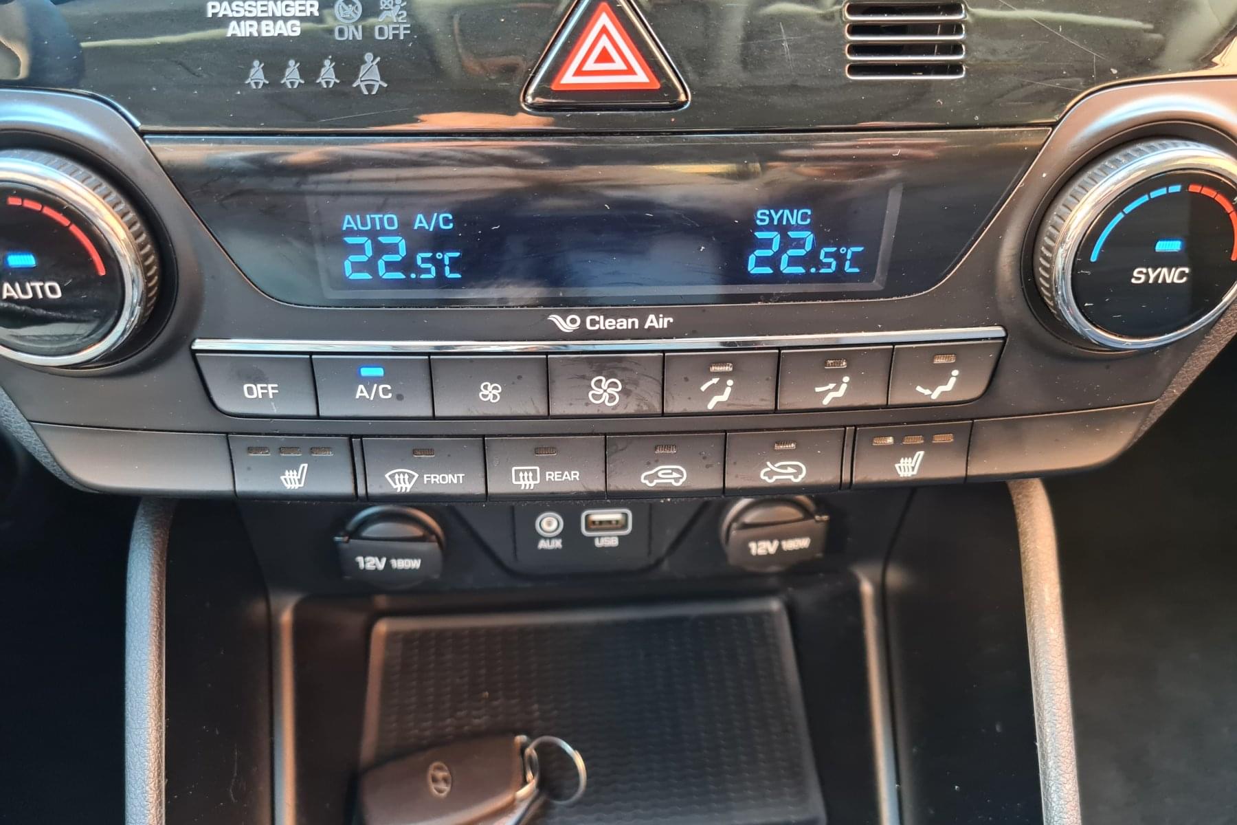 HYUNDAI TUCSON 1.7CRDI 115cv. KLASS NAVI & techo 35