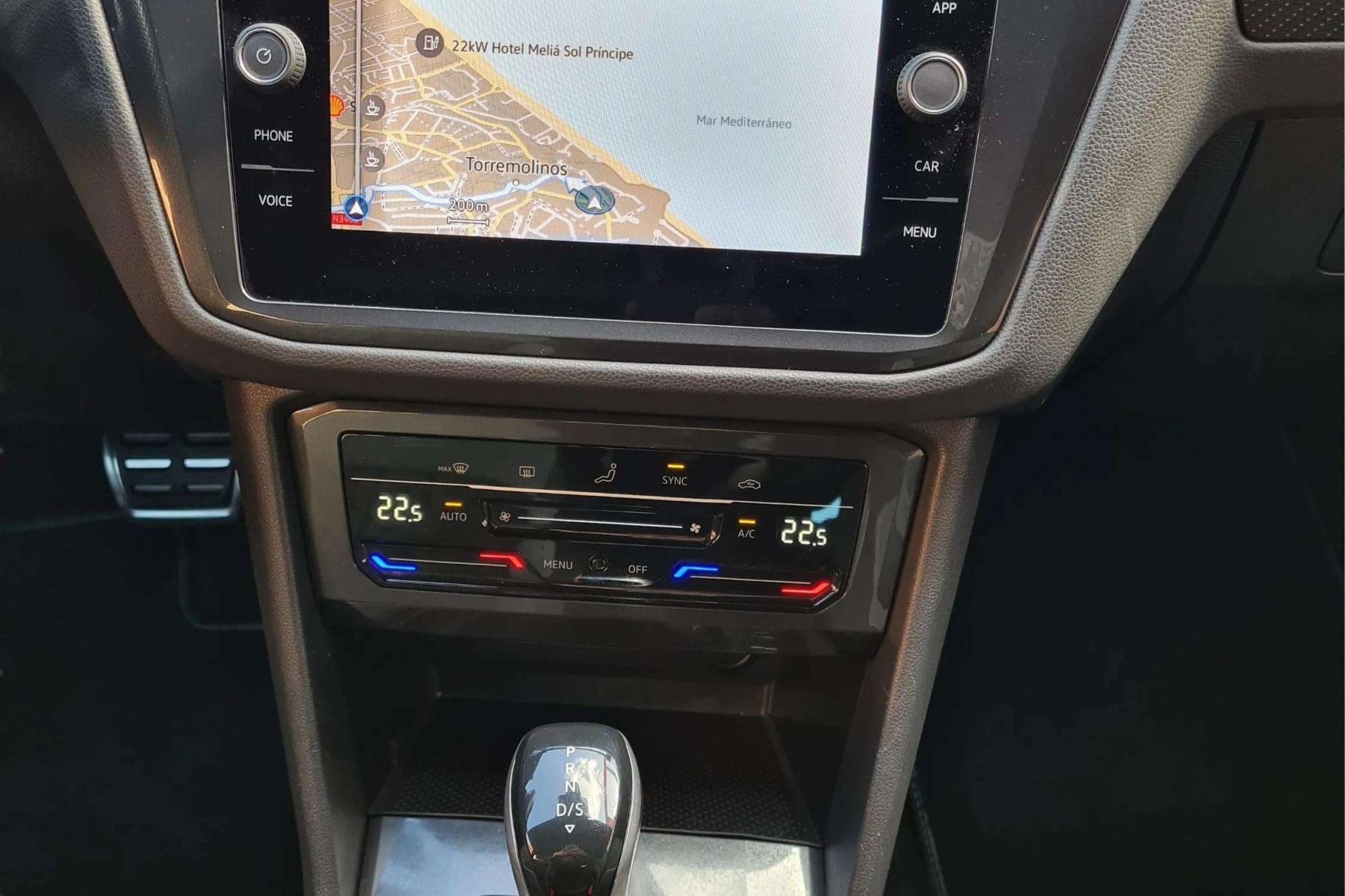 VOLKSWAGEN TIGUAN 2.0 TDI 150cv. DSG R-Line 24 