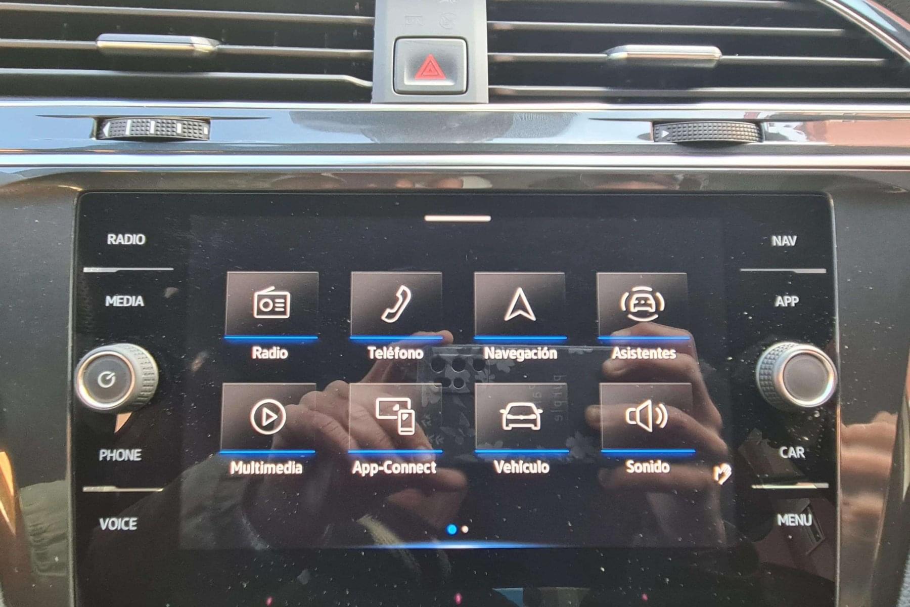 VOLKSWAGEN TIGUAN 2.0 TDI 150cv. DSG R-Line 29 