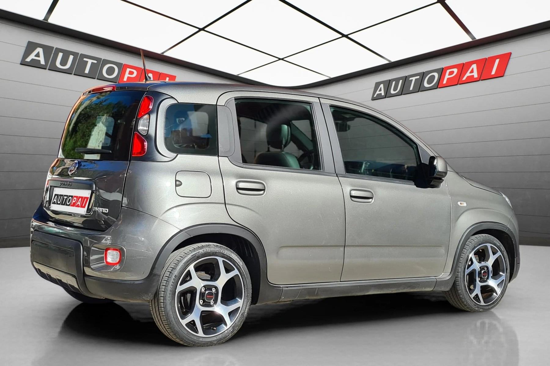 FIAT PANDA 1.0 HYBRID 70cv. SPORT. 4