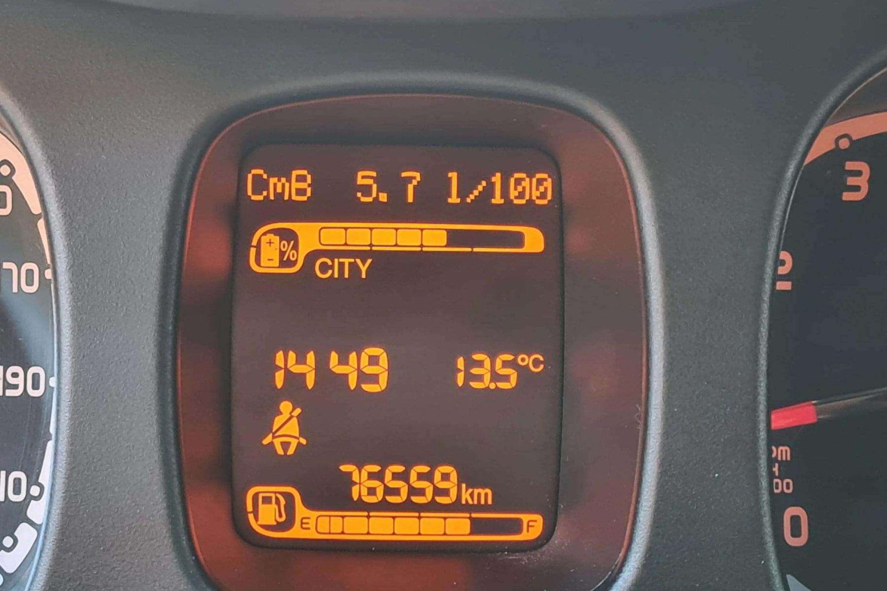 FIAT PANDA 1.0 HYBRID 70cv. SPORT. 13