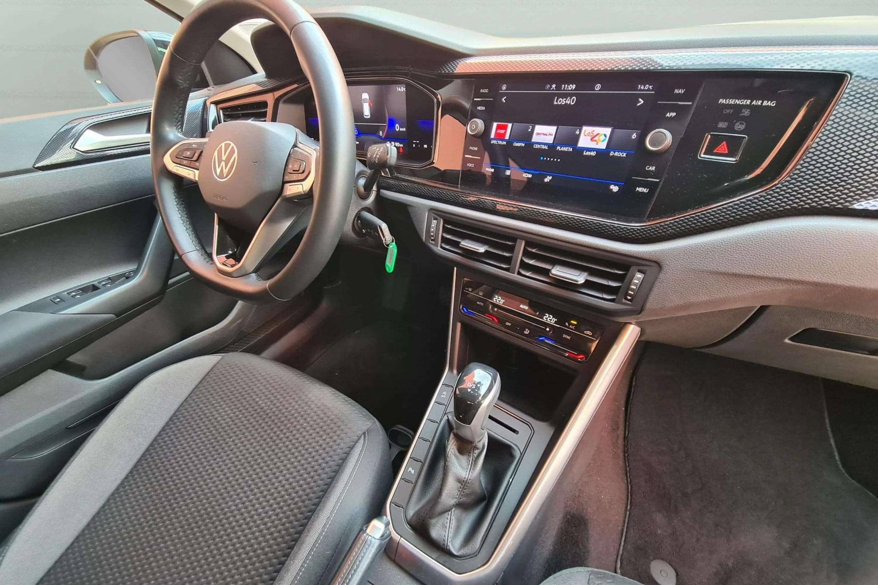 VOLKSWAGEN TAIGO 1.0 TSI 110cv. DSG LIVE 27 