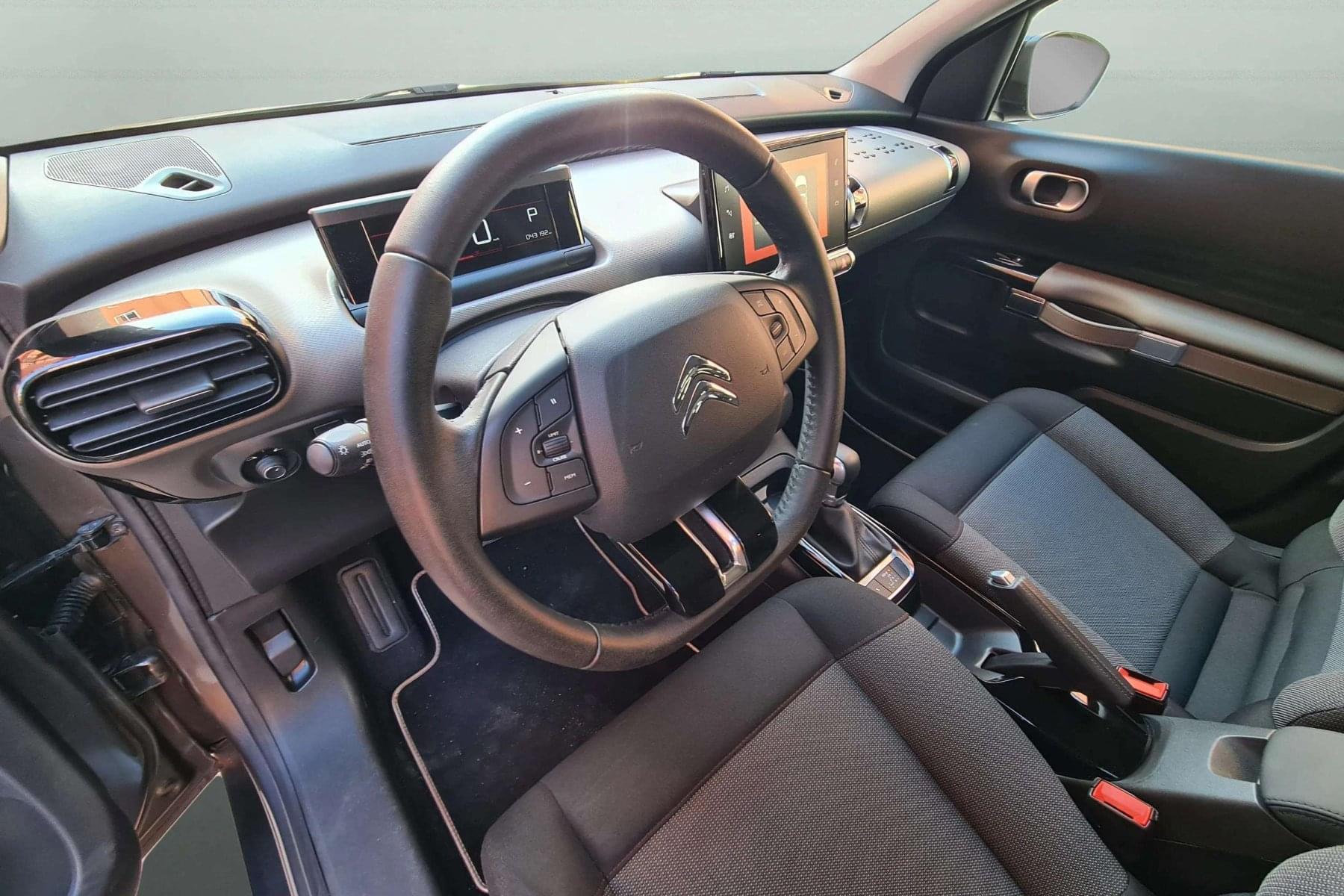 CITROEN C4 CACTUS 1.2i 110cv. EAT6 SHINE 9 